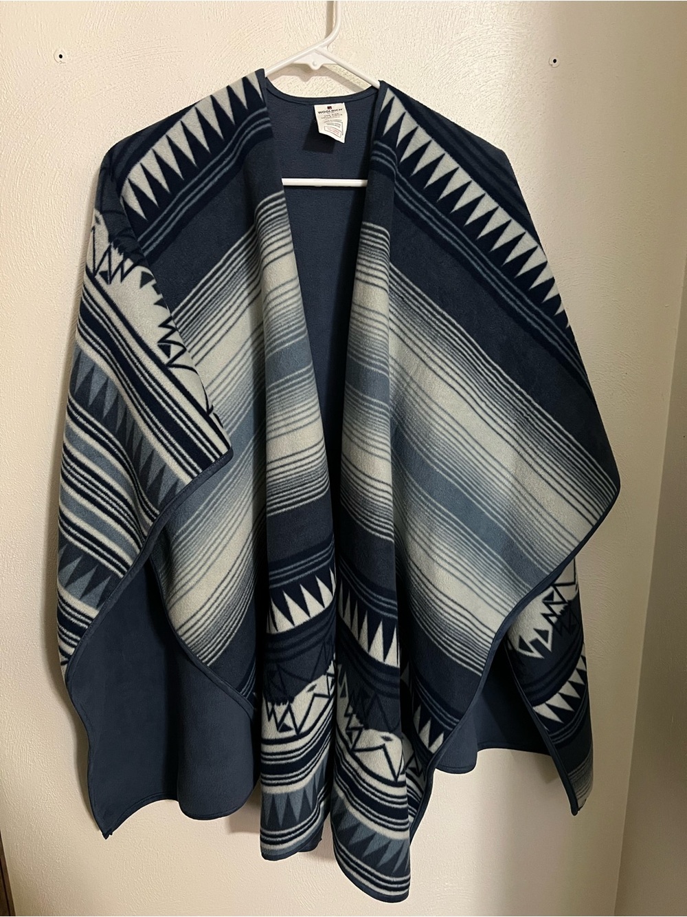 WOOLRICH Classic Aztec Printed Fleece Casual Shawl Poncho Blue White Womens OSFM